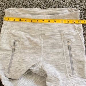 Lululemon Gray Leggings 🍋💛